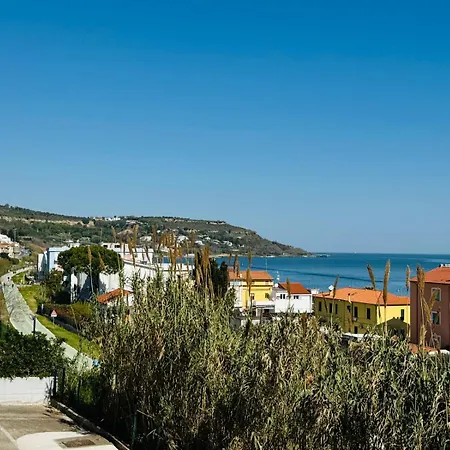 La Finestra Sul Mare アパート フォッサチェージア